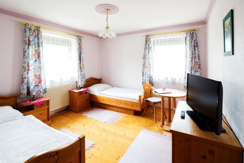 Pension Sandner Linde Steinbach an der Steyr 객실 사진